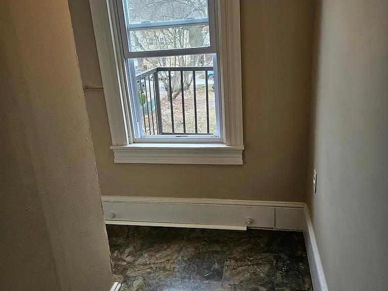 19 Main St #2B — Photo 2