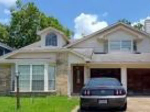 13110 Hollowcreek Park Dr, Houston, TX 77082