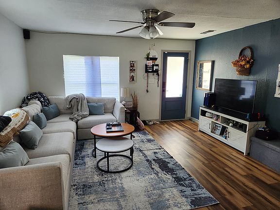 3rd image of 600 Sycamore Dr