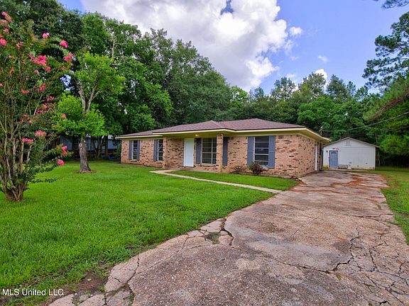 2nd image of 5717 Meadowview Dr
