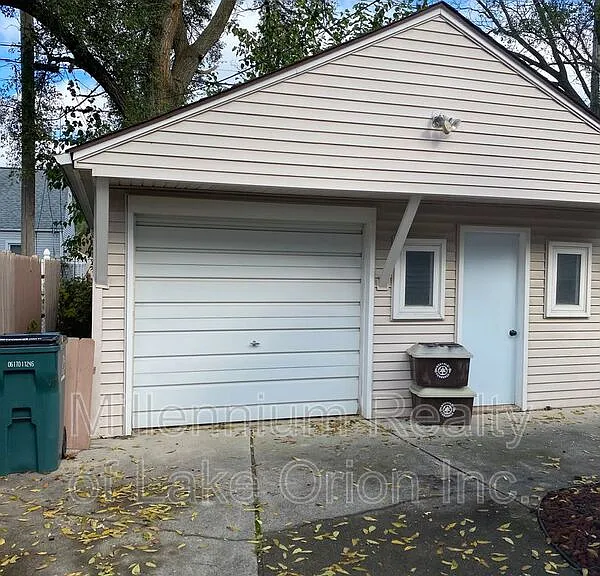 2181 Coy St — Photo 17