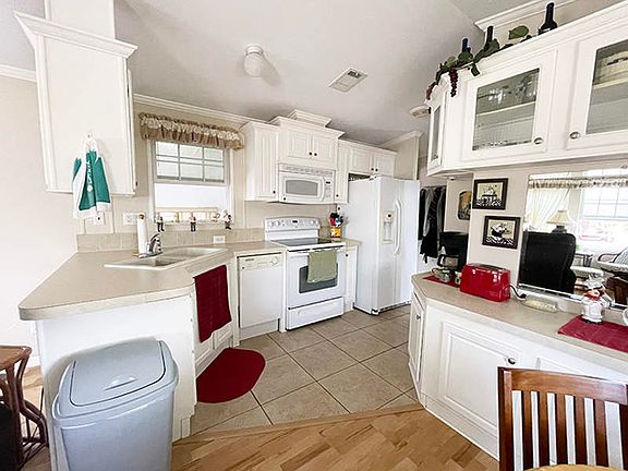2nd image of 25501 Trost Blvd #7-27