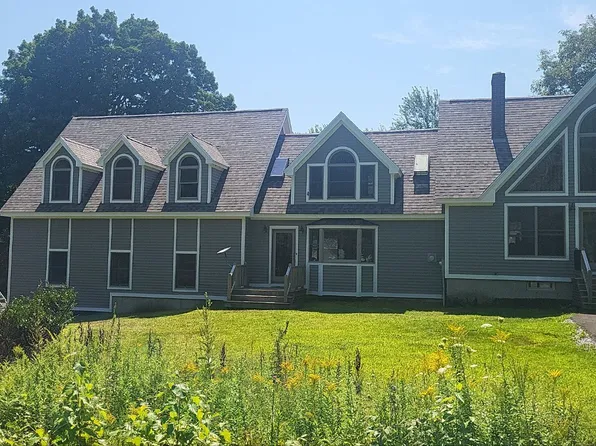 265 Priest Rd, Northport, ME 04849