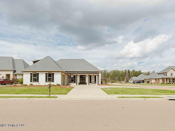 4th image of 500 Wales Way