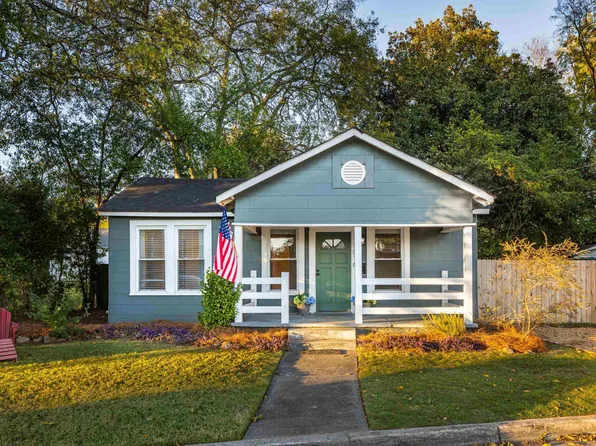 1016 Stuart St, Homewood, AL 35209