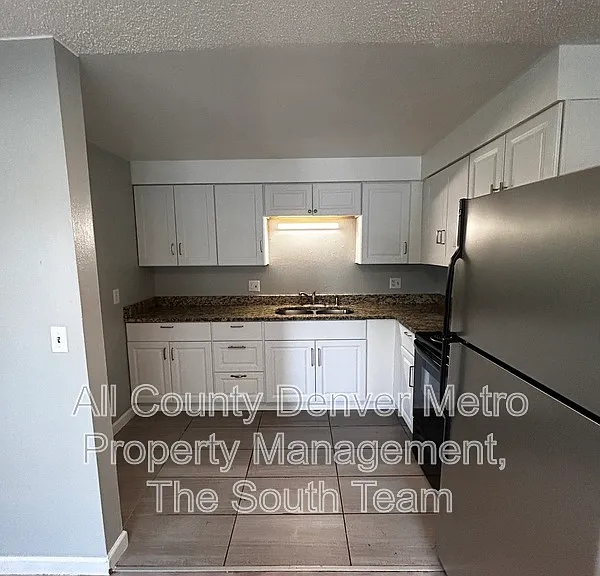 1720 Chester St #1 — Photo 10