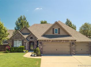 9205 N 95th East Ave, Owasso, OK 74055