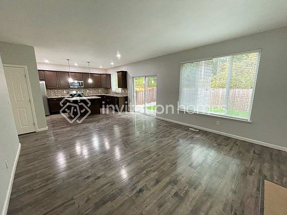 4th image of 18811 87th Avenue Ct E