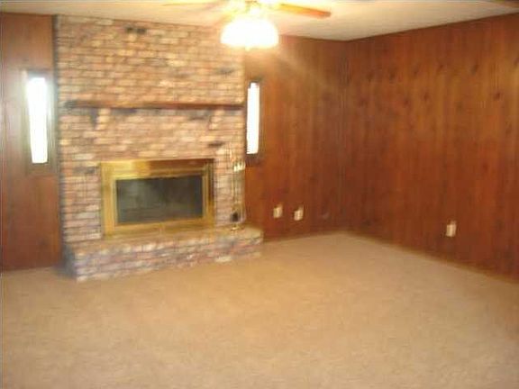 2nd image of 15 Dover Dr