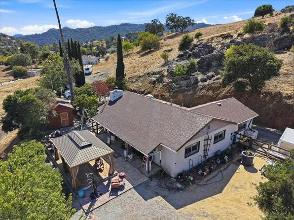 16155 De Witt Ave, Morgan Hill, CA 95037