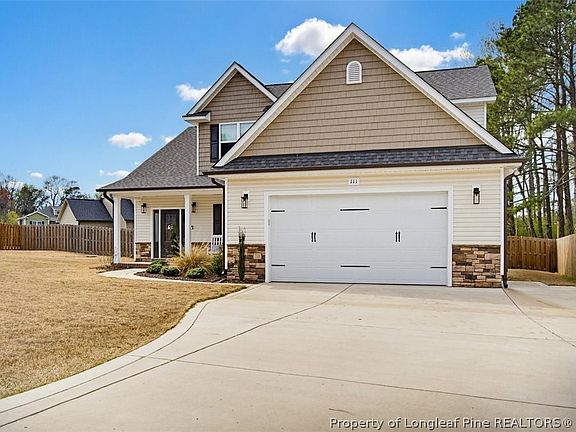 3rd image of 111 Valleydale Dr