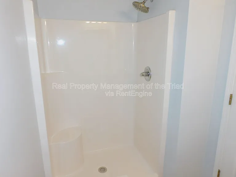 150 James Rd #3D — Photo 13