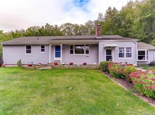 17 Cross Rd, Chester, CT 06412