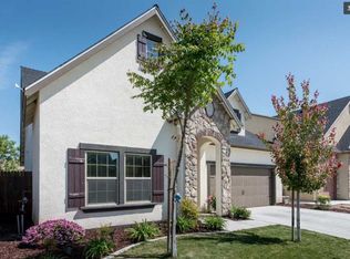6187 E Pontiac Way, Fresno, CA 93727