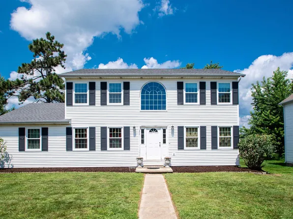 500 E North St, Danvers, IL 61732