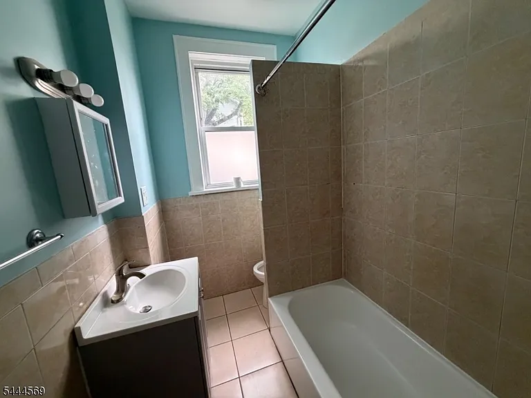 143 Prospect Ave #3 — Photo 5