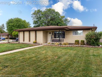 12245 Canterbury Dr, Sterling Heights, MI, 48312
