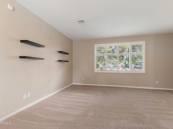 5th image of 6756 S OAK Street