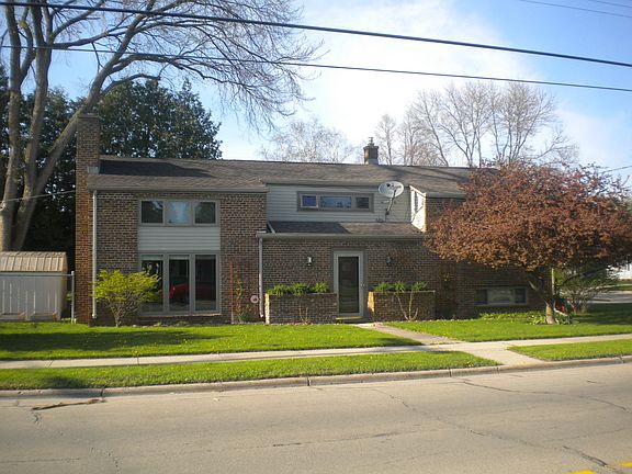 3rd image of 777 Elm St