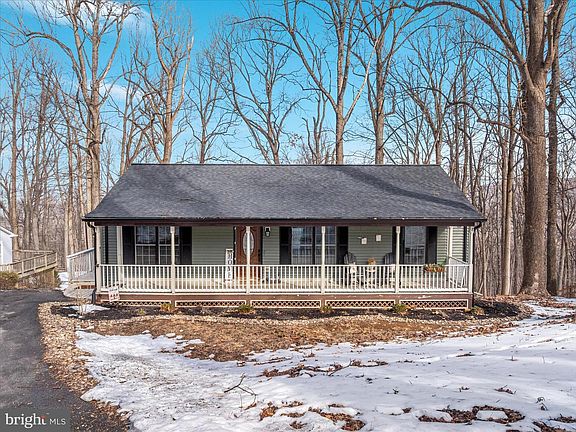 4th image of 67 Pocahontas Rd