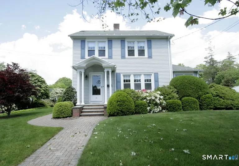38 Hervey St — Photo 1