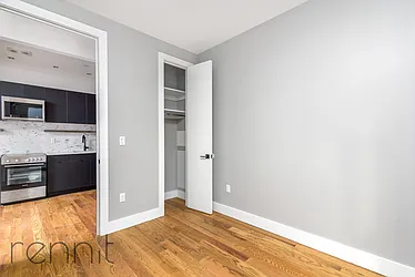 Rented by Rennit Inc.