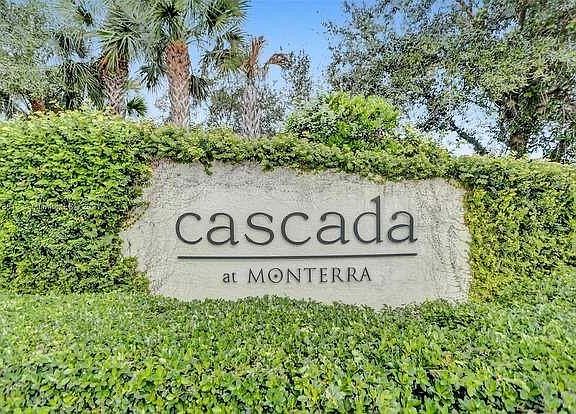 3rd image of 4002 Cascada Circle #4002