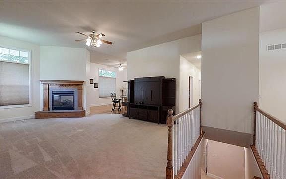 5th image of 3308 W Devonshire Dr