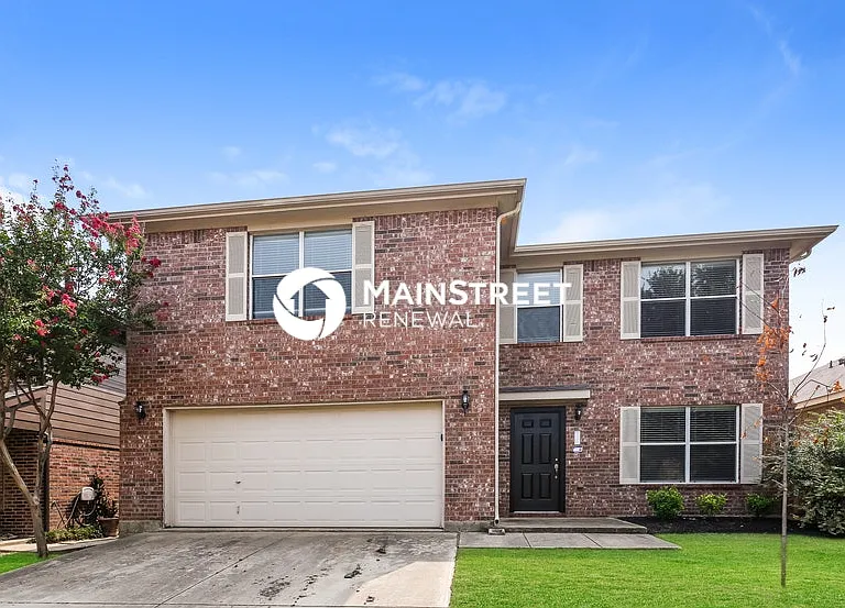 4820 Trail Hollow Dr — Photo 2
