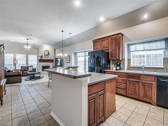 5th image of 13436 Mannheim Dr