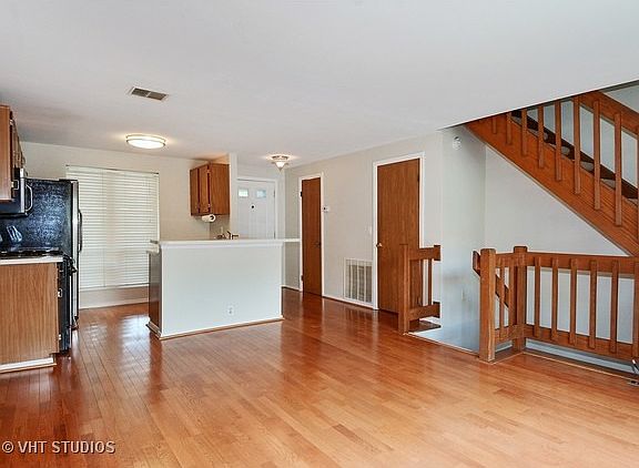 3rd image of 306 Driftwood Ln