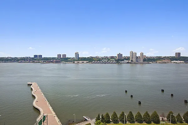 Sold by Nest Seekers International | media 26