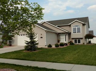 4452 49th St S, Fargo, ND 58104