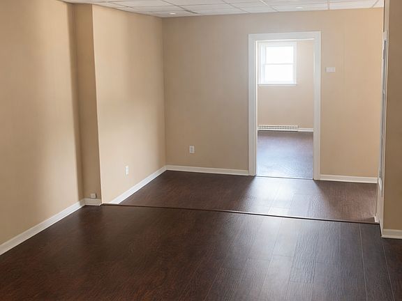 3rd image of 50 Plymouth St #1