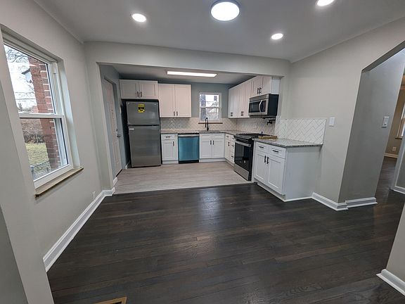 4th image of 5029 Newfield Ave