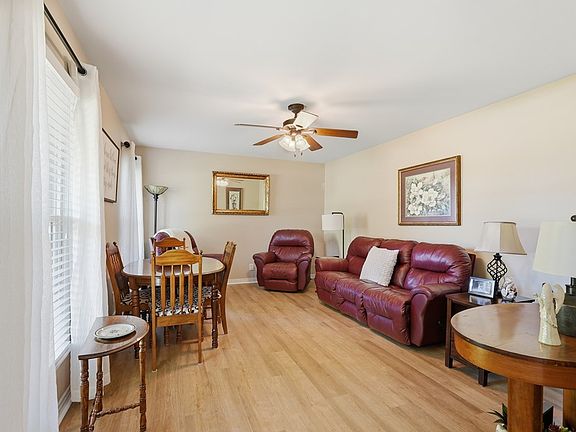 4th image of 226 Oakland Dr