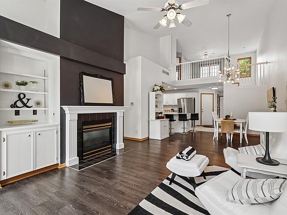 4th image of 8620 Bromley Pl