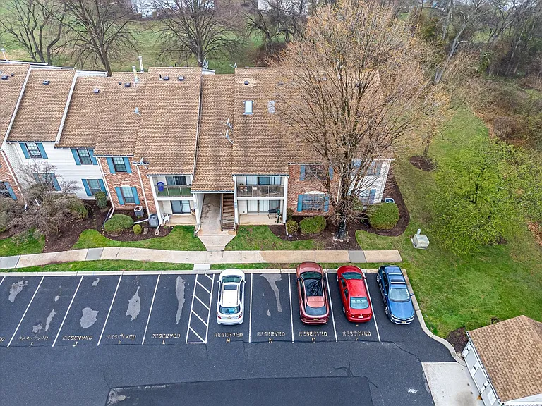 59 Taylor Dr — Photo 9