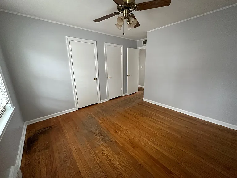 148 Augusta St — Photo 17