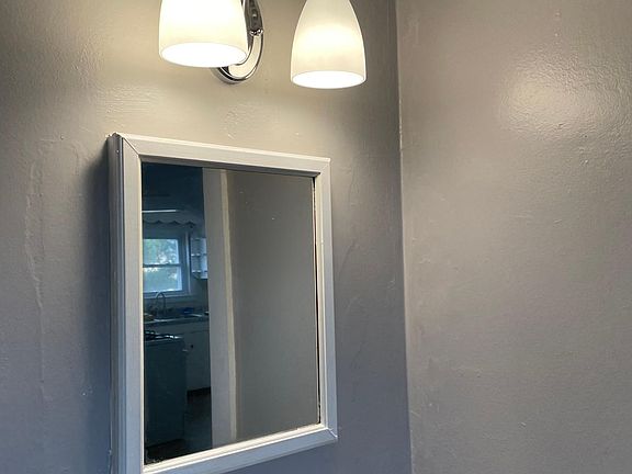 5th image of 218 South Ave APT 3