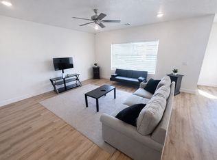 539 S Stewart Creek Cv, Washington, UT 84780