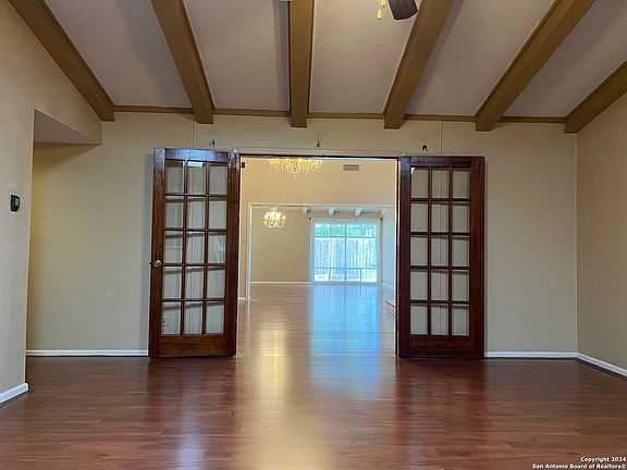 5th image of 7019 W BEVERLY MAE DR