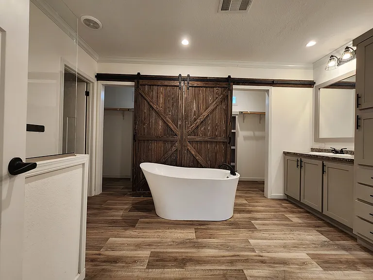 180 Christensen Rd — Photo 16