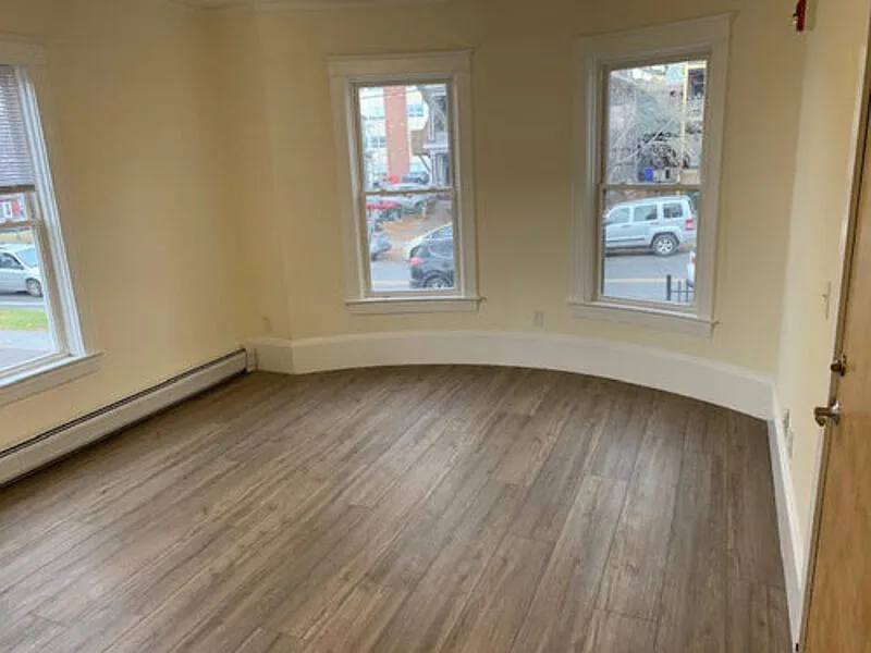 1 bed, 1.0 bath, $1,760 — Photo 2