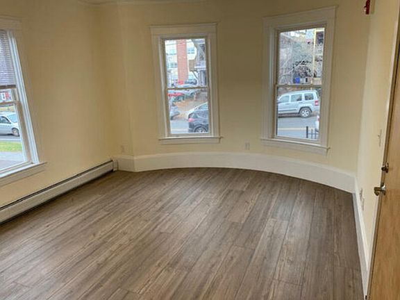 2nd image of 323 Pearl St Suite 101