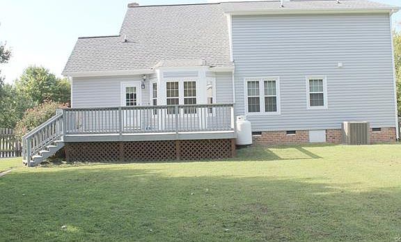 4th image of 8151 Hillis Way