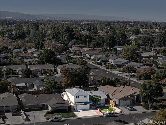 2nd image of 180 Arcadia Ave