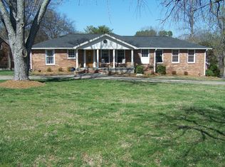 101 Sherbrooke Ln, Hendersonville, TN 37075