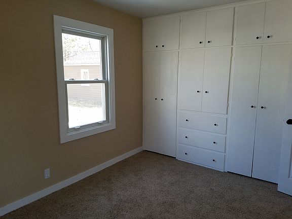 5th image of 503 Giles Pl