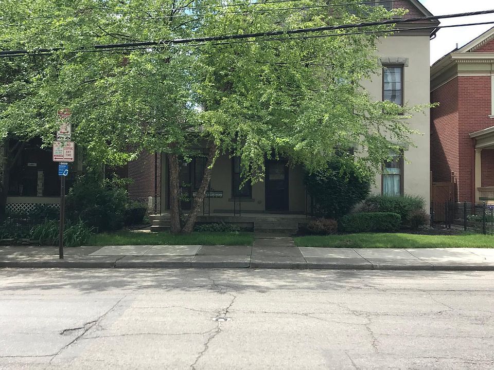 135 King Ave. Front of building